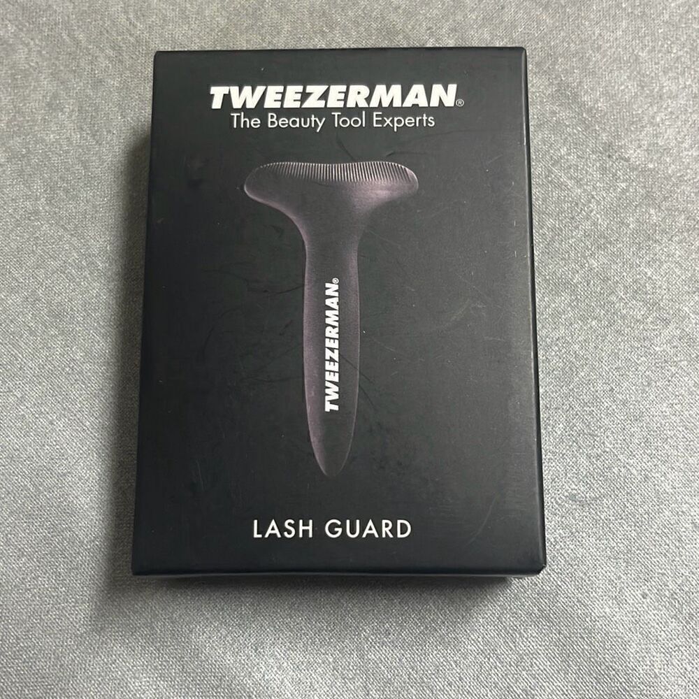Tweezerman Black‎ Silicone Lash Guard NEW